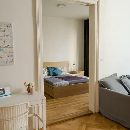 Oltec Apartment *